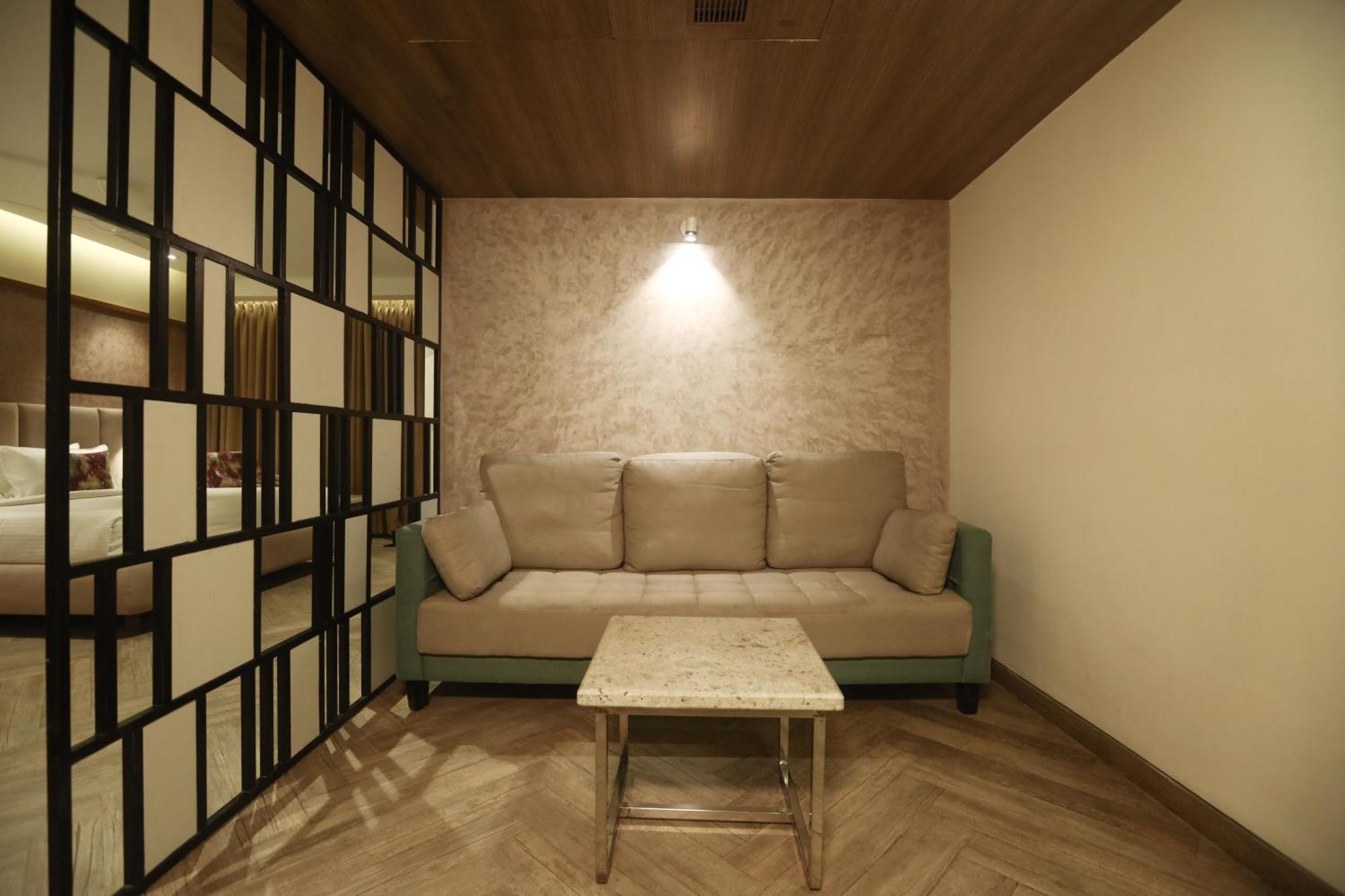Mango Hill Central Chennai Exterior foto